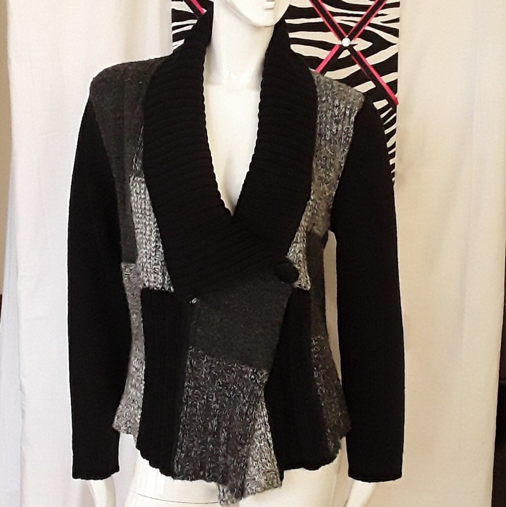 Silvia Novelli NOBA black/gray button cardigan